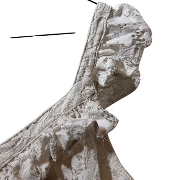 Torrid Vintage-Style White Lace Button-Front Ruffle Sleeveless Top With Delicate - Picture 9 of 13